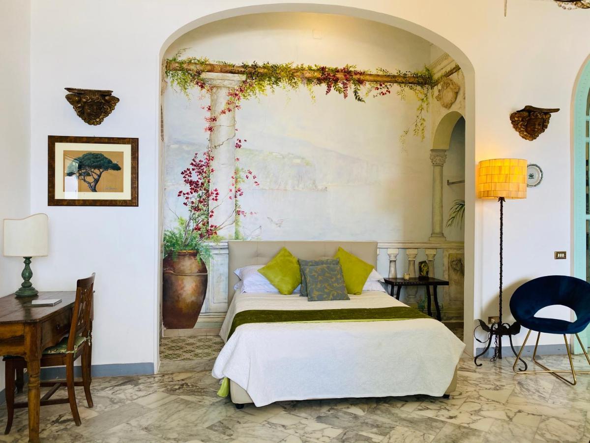 Villa La Terrazza Suites Sorrento Exterior photo