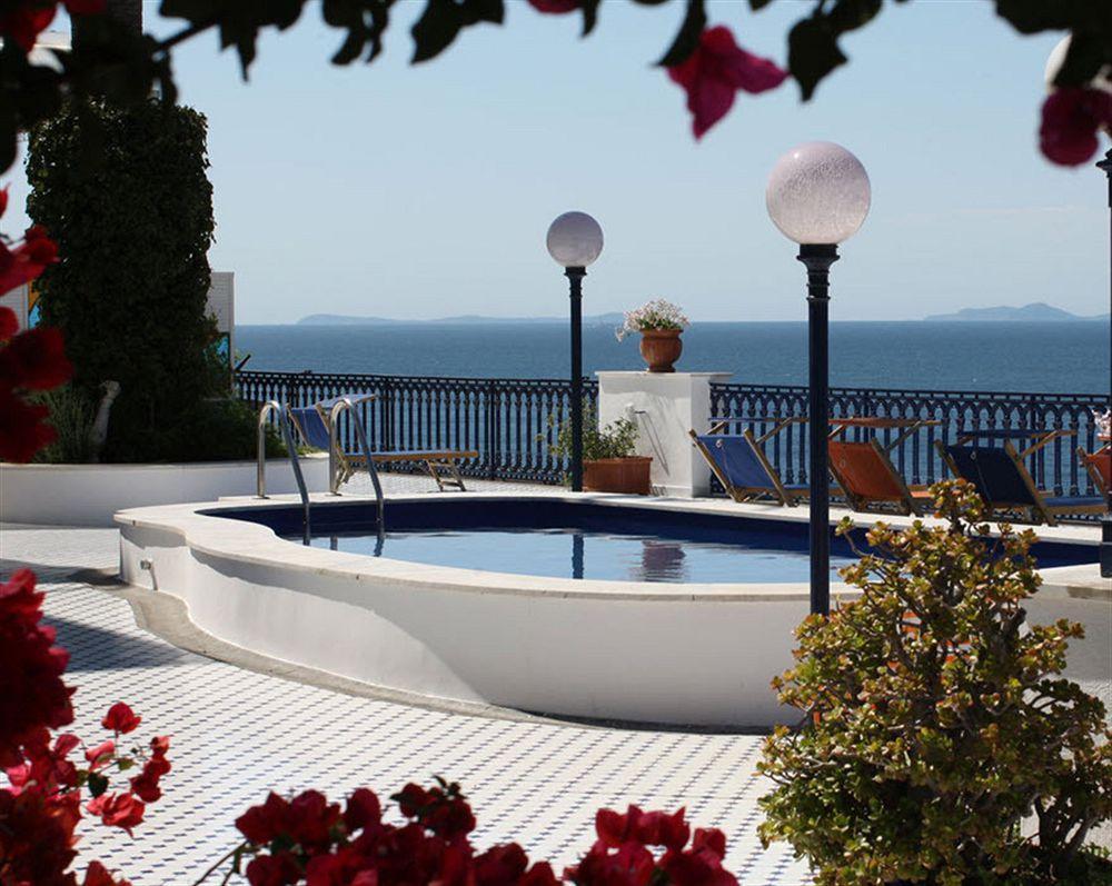 Villa La Terrazza Suites Sorrento Exterior photo